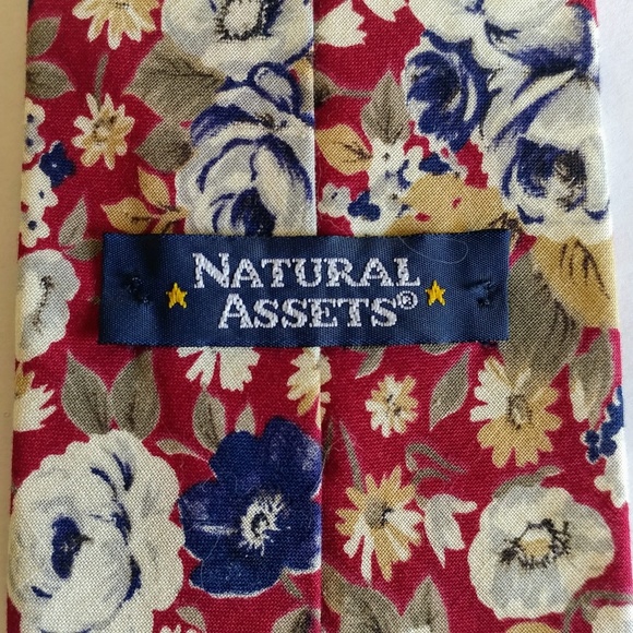 Natural Assets Men's Tie - Red Floral - Picture 2 of 2